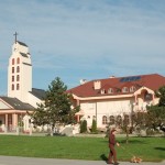 Crkva-BD-Marije-Kraljice-apostola-Zapešić-3